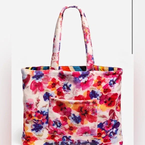 JOHNNY WAS SUMMER DAYS TERRY
BEACH TOTE. PRETTY FLORAL PATTERN. NWT. - Picture 5 of 8